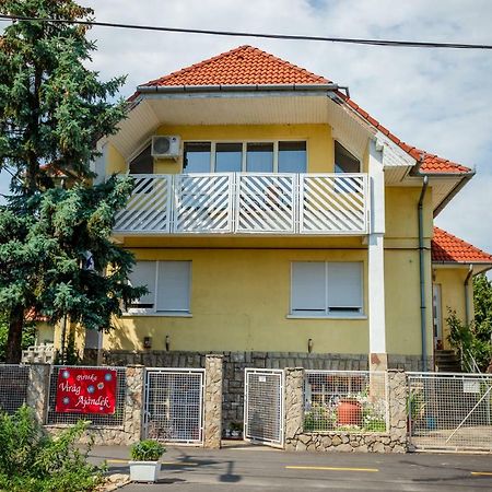 Viragos Vendeghaz Apartment Keszthely Exterior photo